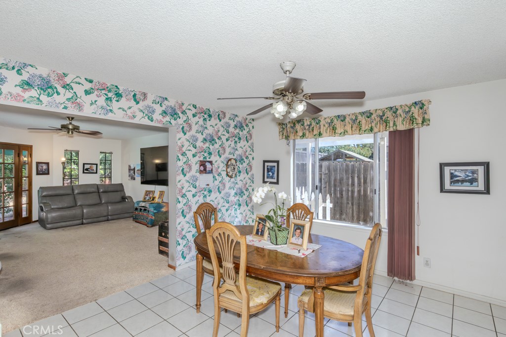 19701 Dunsmuir Plaza