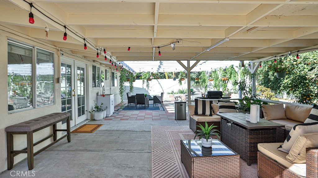 Anaheim Crest (ANCR) - Residential