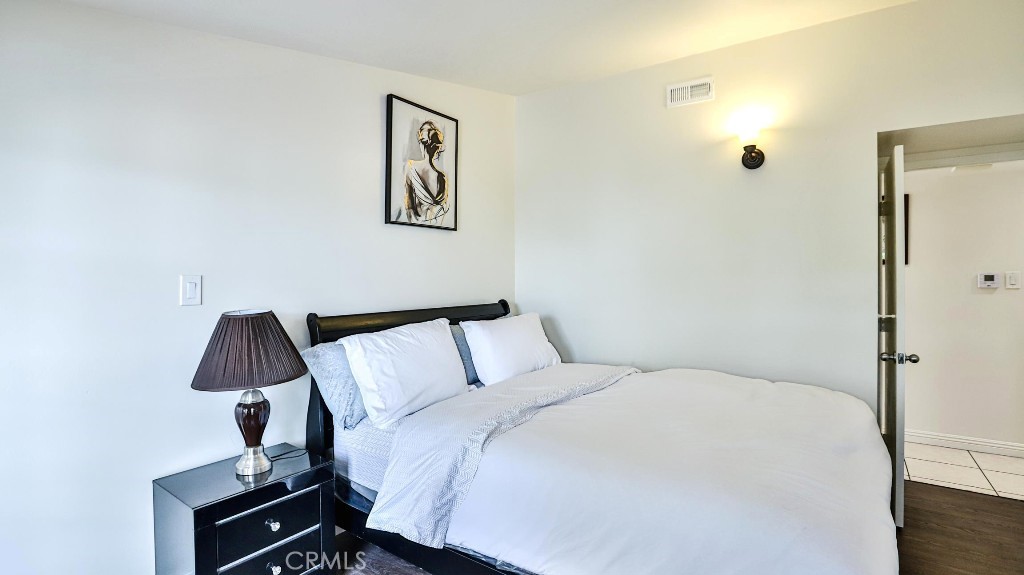 Anaheim Crest (ANCR) - Residential