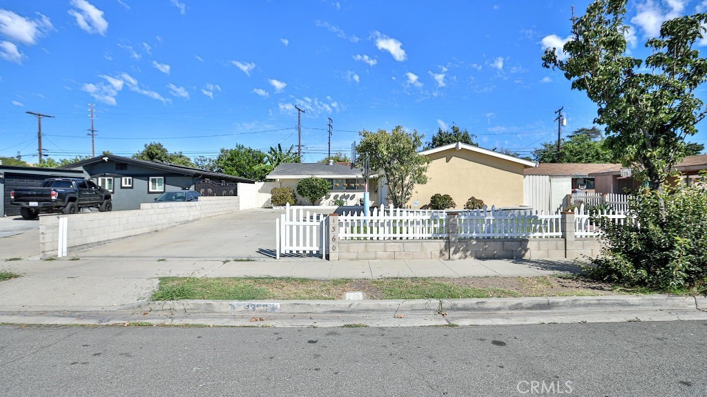 Anaheim Crest (ANCR) - Residential