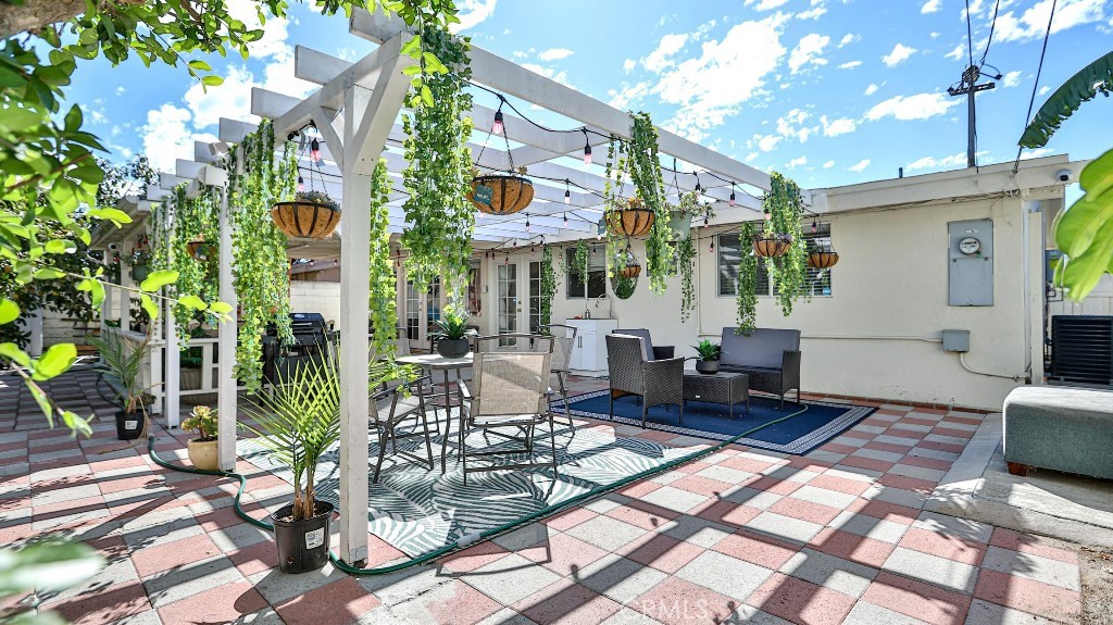 Anaheim Crest (ANCR) - Residential