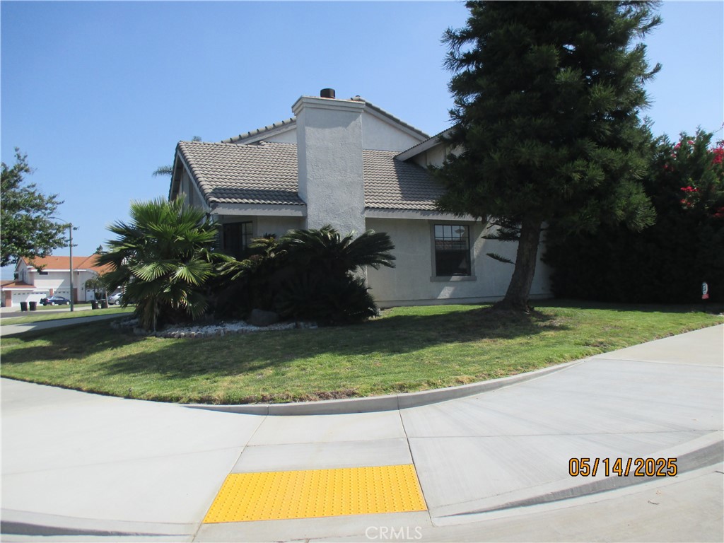 1012 El Capitan Court
