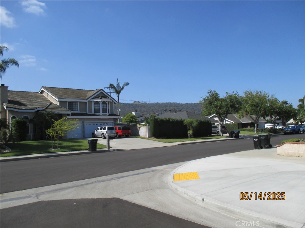 1012 El Capitan Court