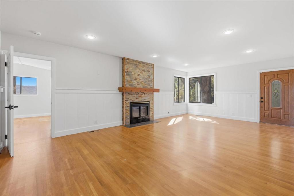 18143 Gloria Court
