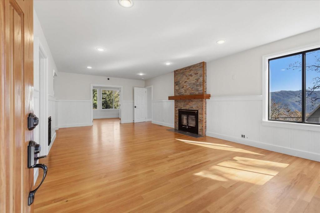18143 Gloria Court