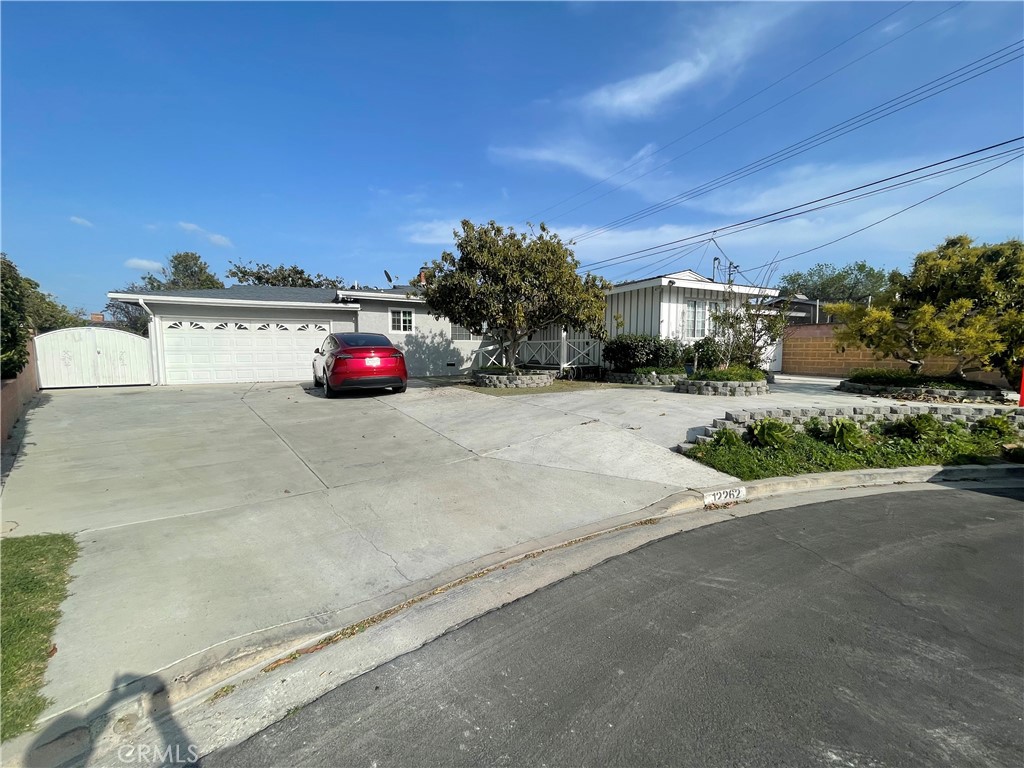 12262 12266 Madras Place
