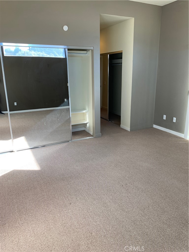 Palm Springs C.C. (33113) - Residential Lease