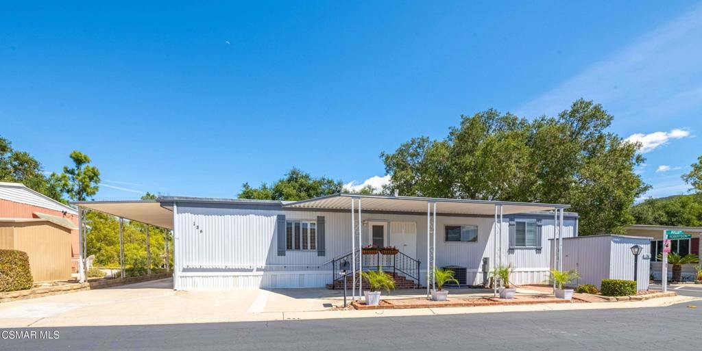136 Phyllis Way 136