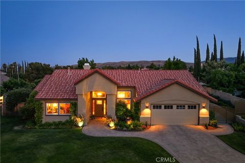 Photo of 5516 Crest Drive, Palmdale, CA 93551 (MLS # SR26113883)