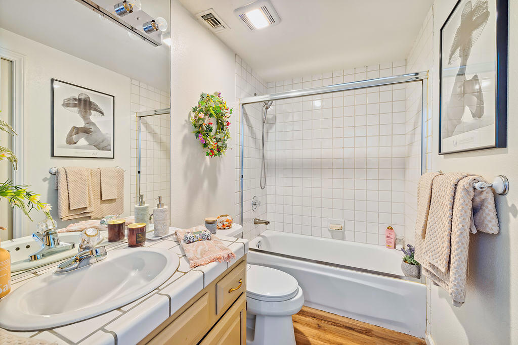 68700 Panorama Road