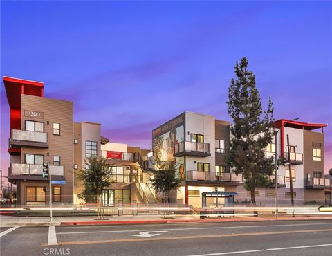 Photo of 1300 W Mission Boulevard, Pomona, CA 91766 (MLS # CV25216135) Photo of 1300 W Mission Boulevard, Pomona, CA 91766 (MLS # CV25216135)