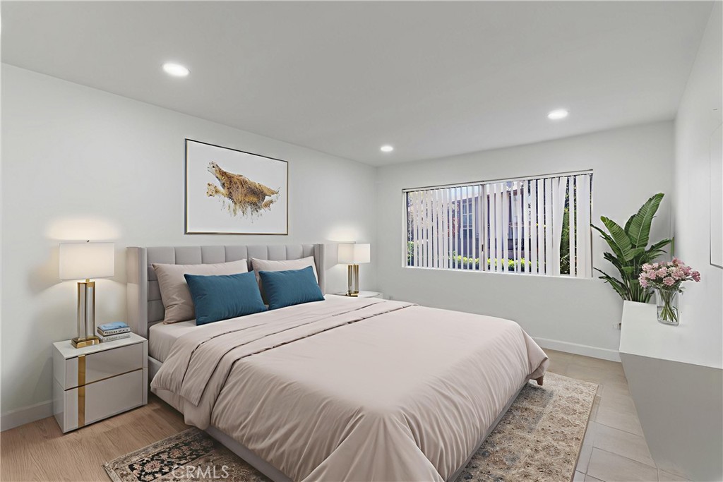 The Redwoods (REDW) - Residential