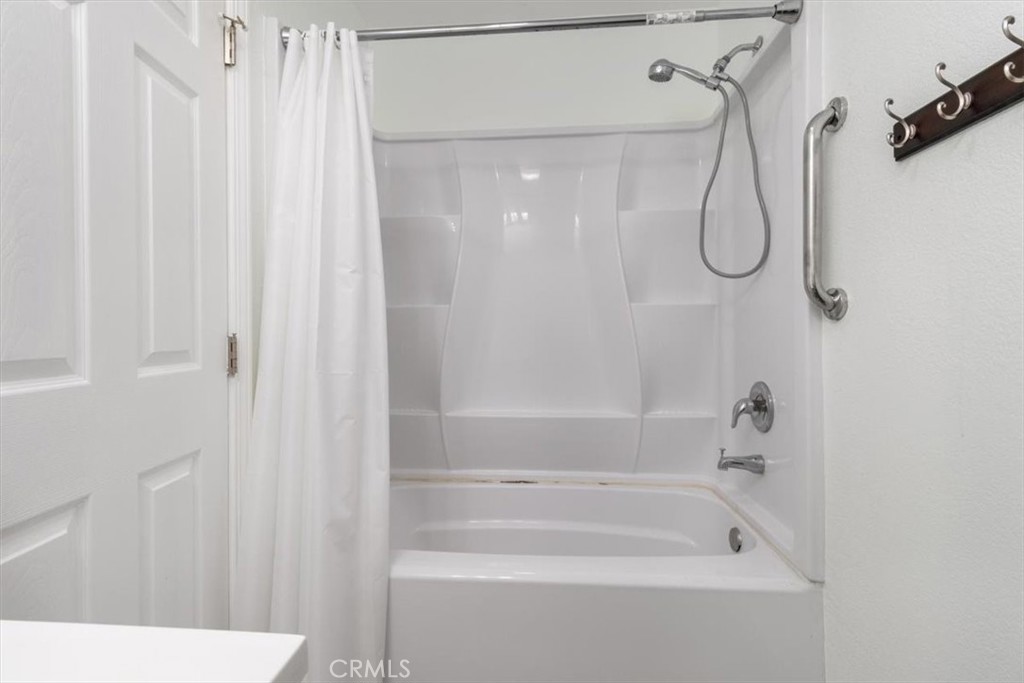 The Redwoods (REDW) - Residential