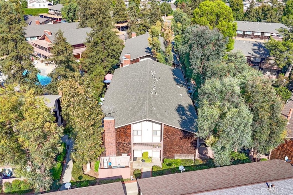 The Redwoods (REDW) - Residential