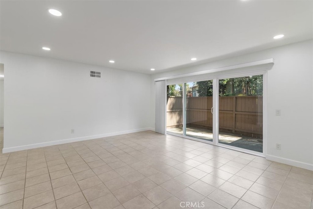 1044 Cabrillo Park B