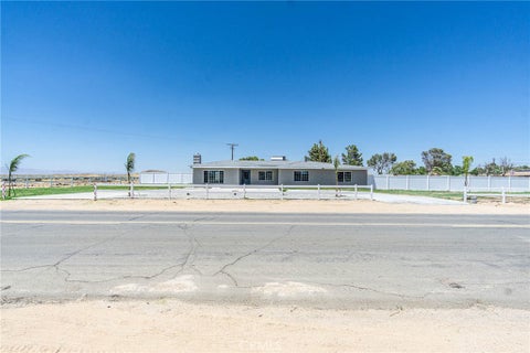 Photo of 16621 Glendower AVE, Edwards, CA 93523 (MLS # HD26140217)