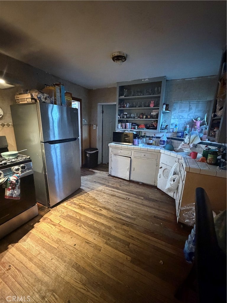 8239 Bell Avenue Ave, Los Angeles CA 90001