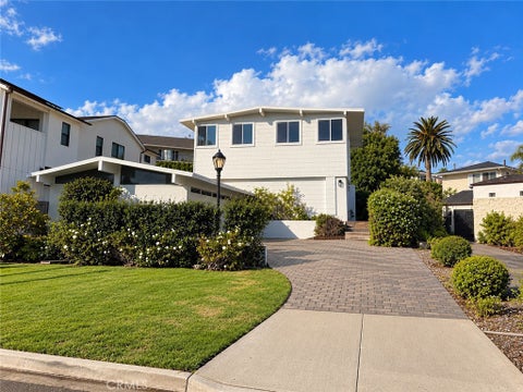 Photo of 34820 Calle Del Sol, Dana Point, CA 92624 (MLS # OC26229657)