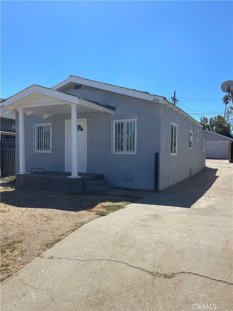 Photo of 244 E 111th Street, Los Angeles, CA 90061 (MLS # TR26199278)