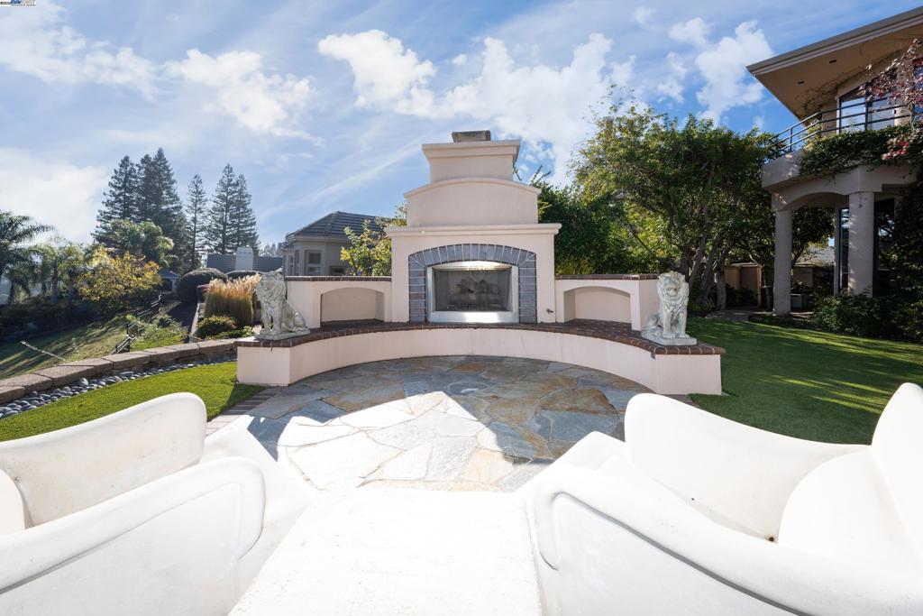 BLACKHAWK COUNTRY CLUB - Residential