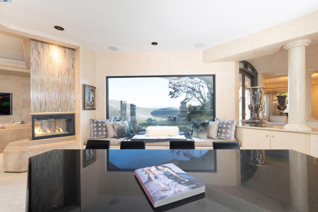 BLACKHAWK COUNTRY CLUB - Residential