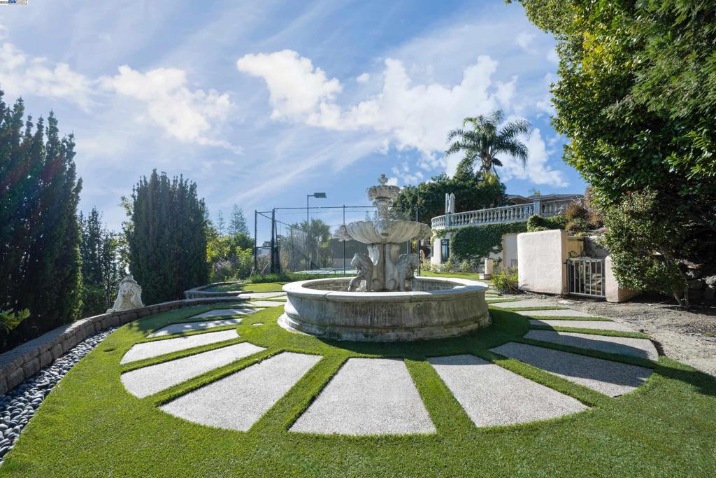 BLACKHAWK COUNTRY CLUB - Residential