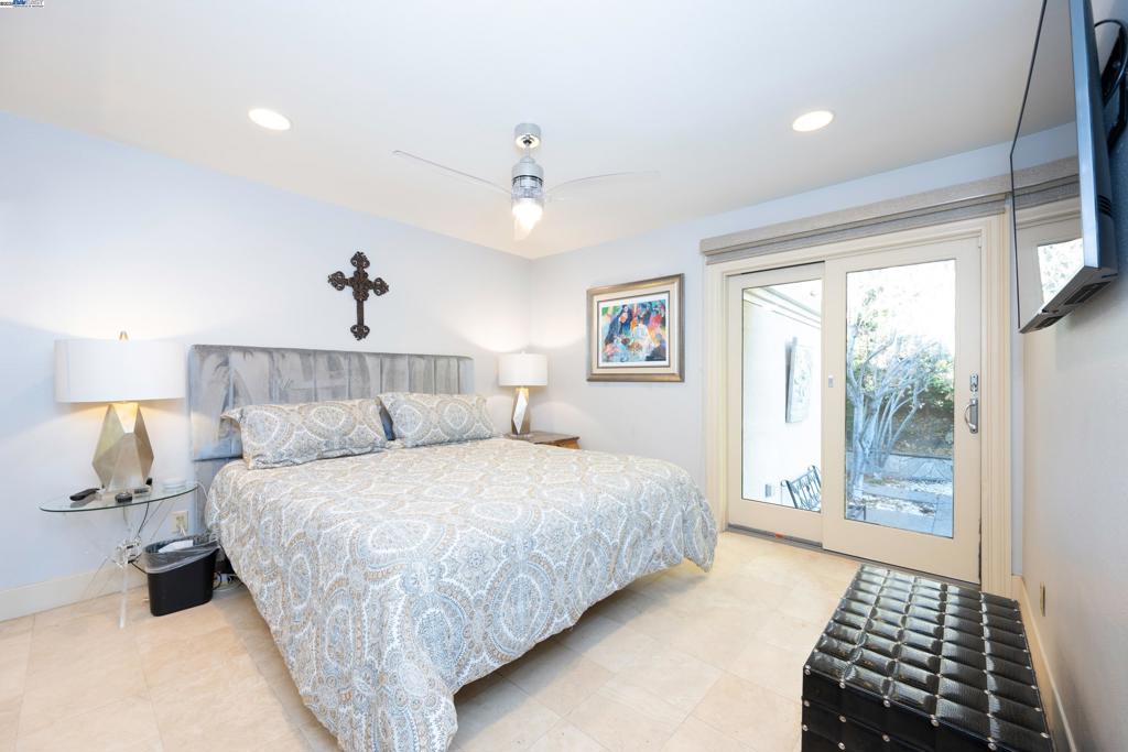 BLACKHAWK COUNTRY CLUB - Residential