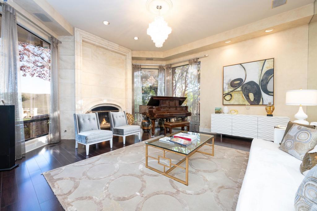 BLACKHAWK COUNTRY CLUB - Residential