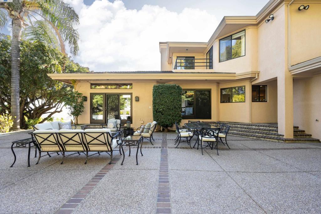 BLACKHAWK COUNTRY CLUB - Residential