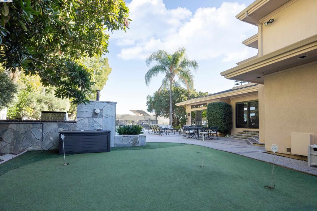 BLACKHAWK COUNTRY CLUB - Residential