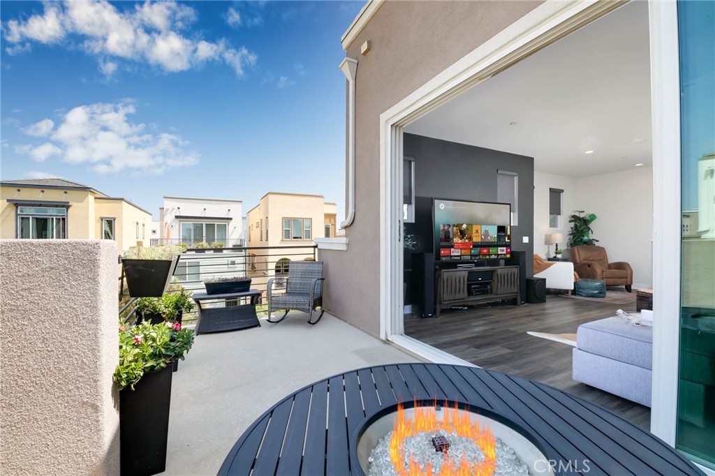 656 Daniel Freeman Circle