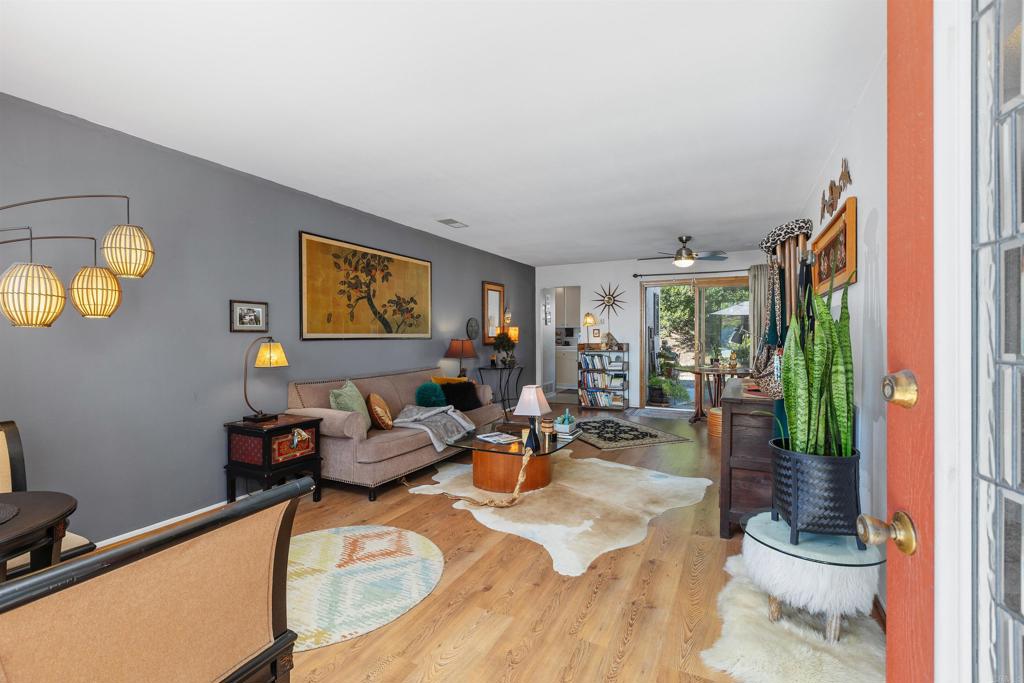 4558 Golden Ridge Dr.