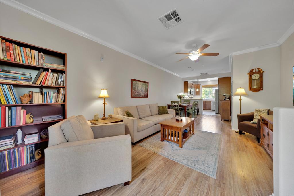 1353 Abbey Lane
