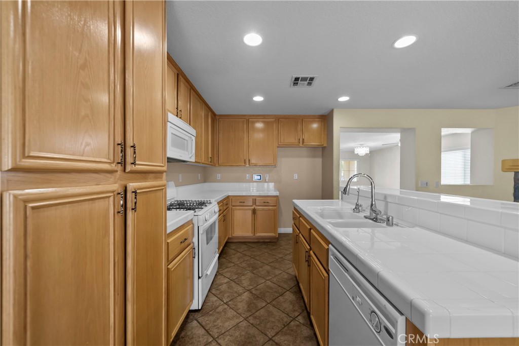 45541 Robinson Drive