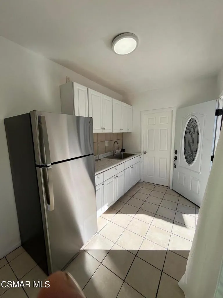 North Hills, California 91343, United States, 1 Bedroom Bedrooms, ,1 BathroomBathrooms,Residential,Active,230412