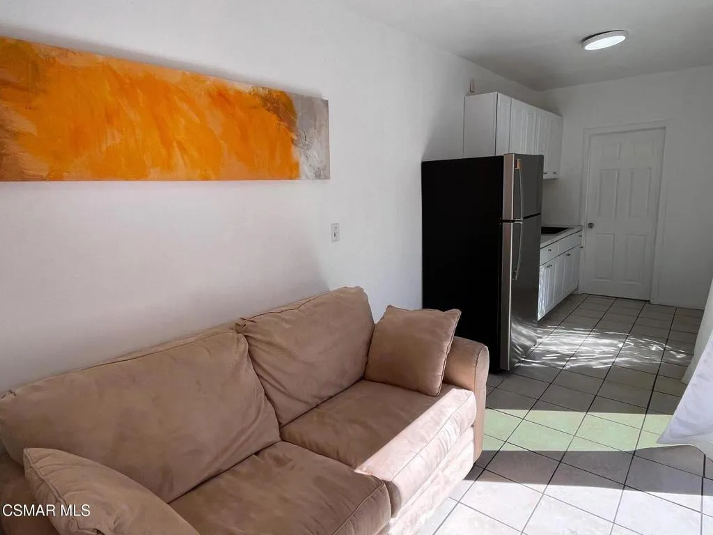 North Hills, California 91343, United States, 1 Bedroom Bedrooms, ,1 BathroomBathrooms,Residential,Active,230412