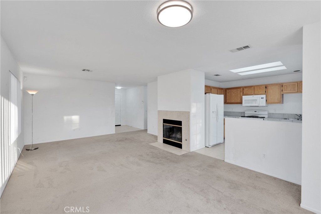 15466 Ross Drive