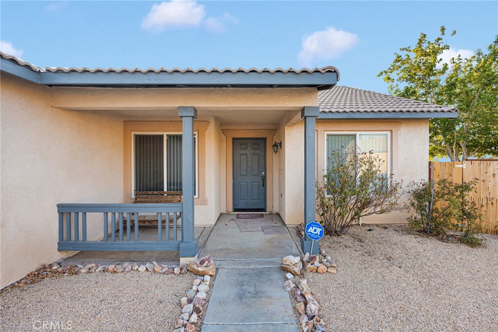 15466 Ross Drive