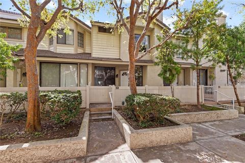Photo of 2615 Plaza Del Amo #606, Torrance, CA 90503 (MLS # SB26038282)