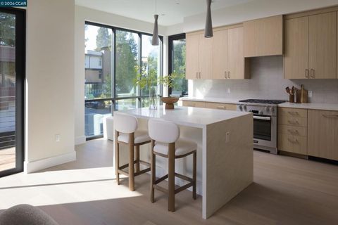 Photo of 950 Hough Ave Ave #310, Lafayette, CA 94549 (MLS # 41132807)