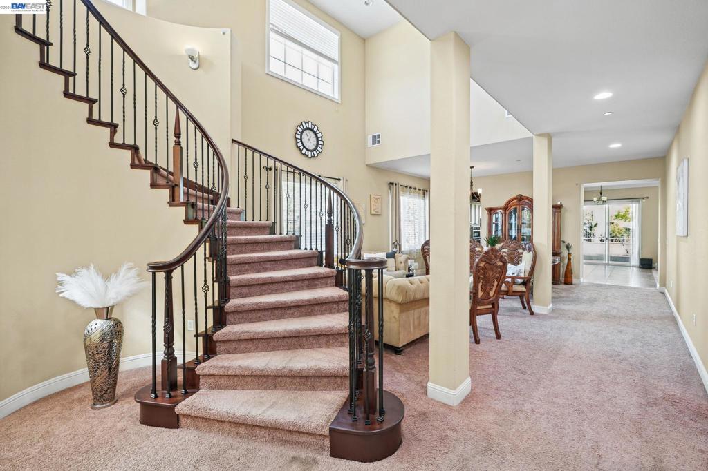 9701 Sara Ann Ct