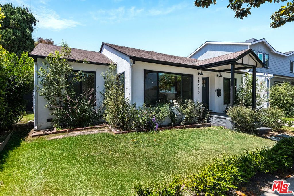 Photo of 11415 Mcdonald Street, Culver City, CA 90230 (MLS # 25533051)
