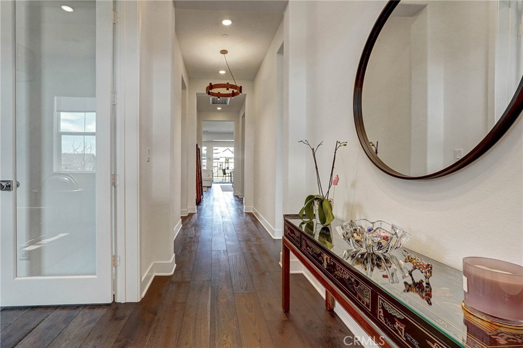 24537 Via Sendero