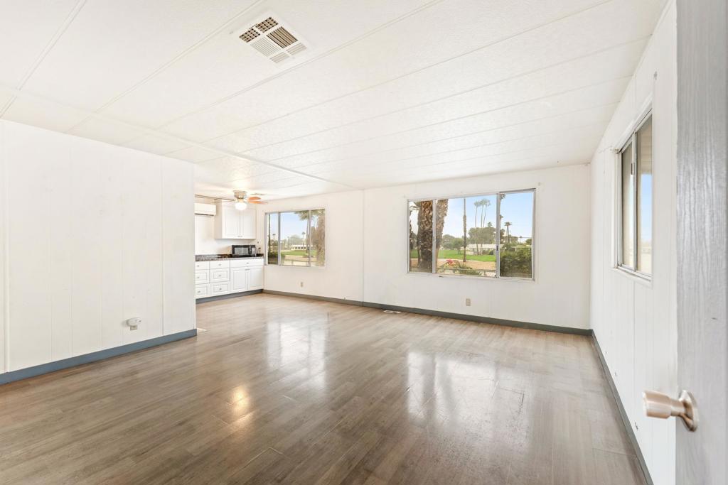 Tri Palm Estates - Manufactured In Park