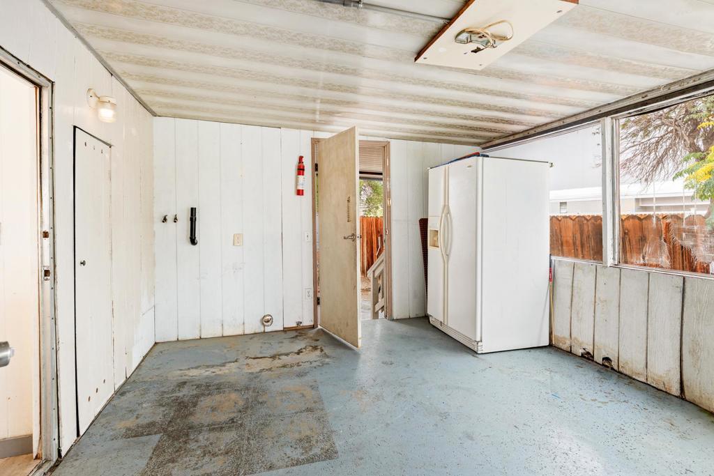 Tri Palm Estates - Manufactured In Park