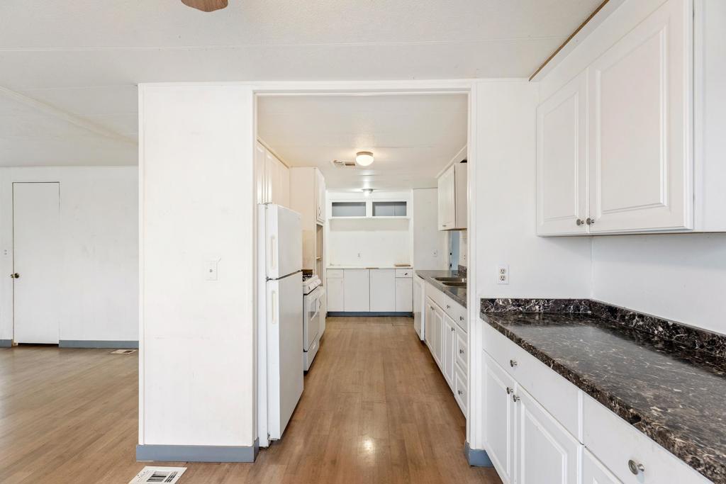 Tri Palm Estates - Manufactured In Park