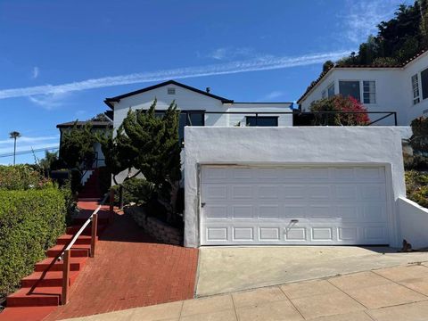 Photo of 4452 Orchard Avenue, San Diego, CA 92107 (MLS # NDP2602763)