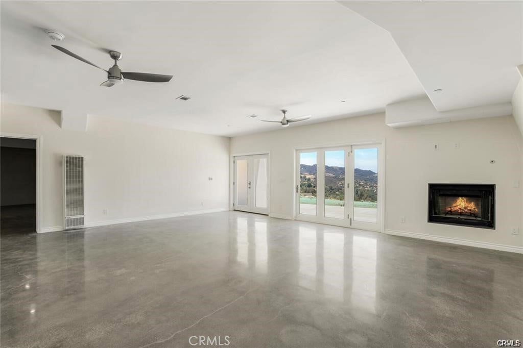 2411 N Topanga Canyon Boulevard, Topanga CA 90290