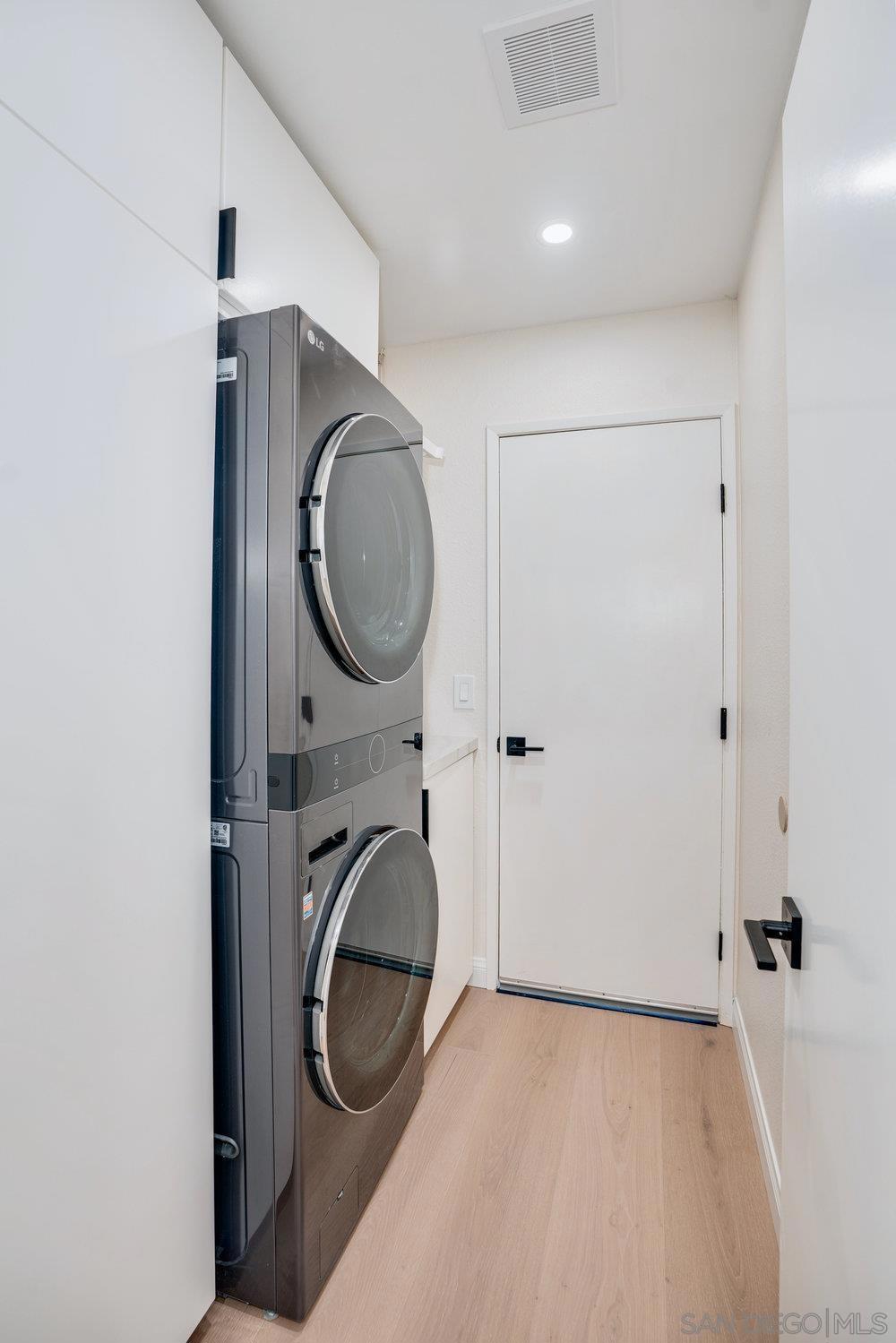 Mira Mesa - Residential