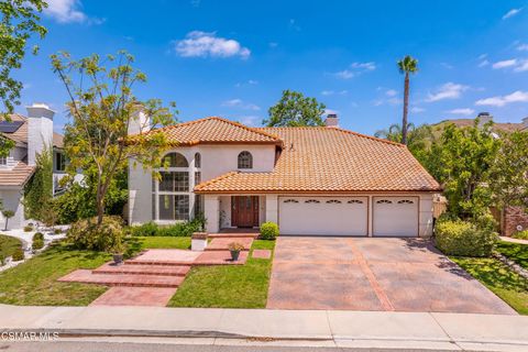 Photo of 5627 Middle Crest Drive, Agoura Hills, CA 91301 (MLS # 226002273)